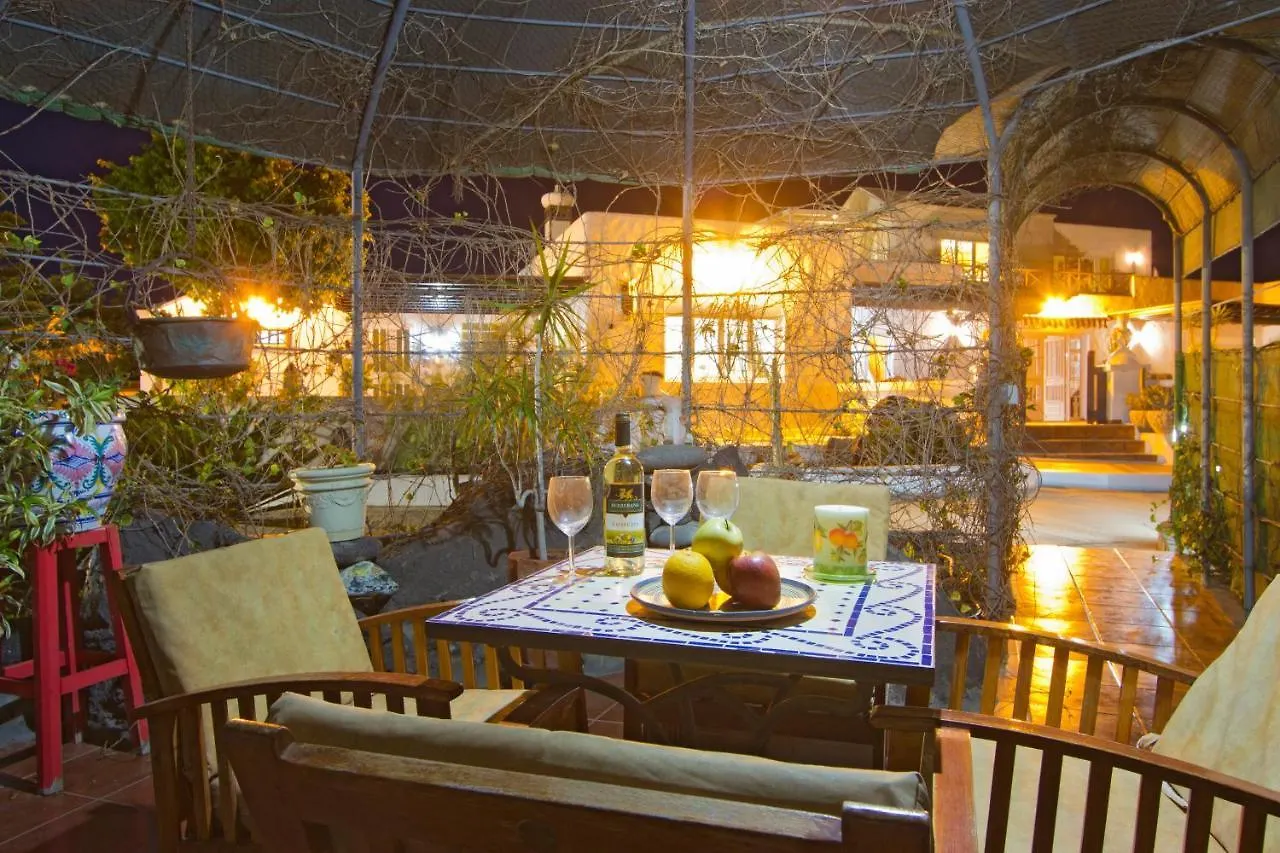 O Pazo Da Xakina Hostel Tias