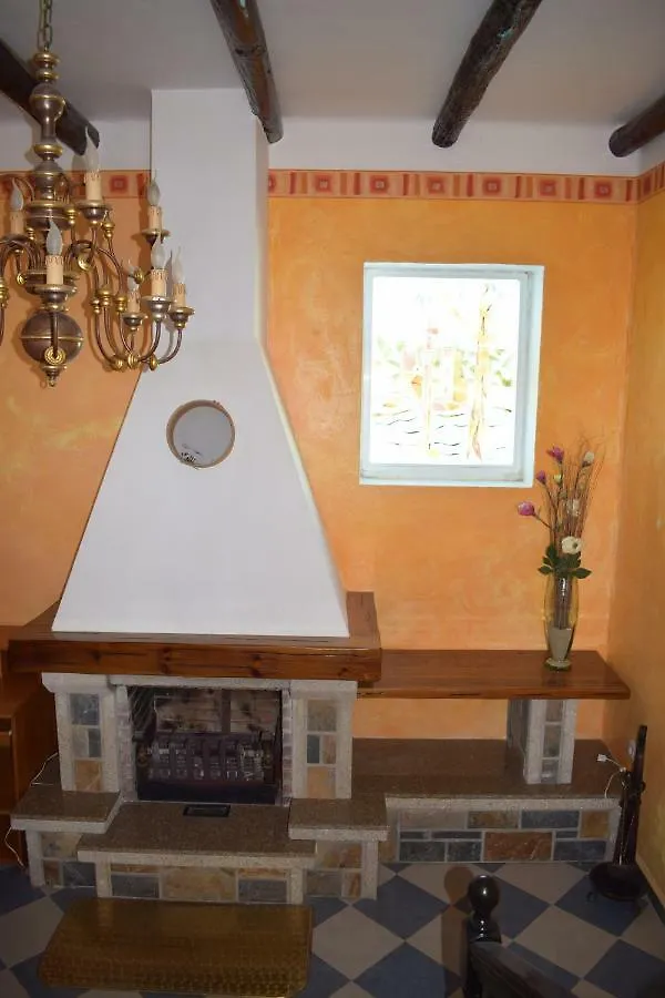 O Pazo Da Xakina Hostel Tias