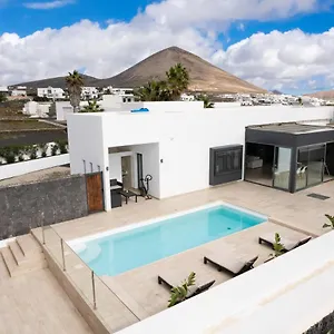  Villa Serenity